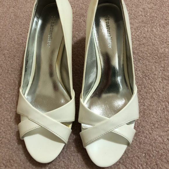 NWT Naturalizer Object White Patent heel sz 6.5 - Picture 4 of 8